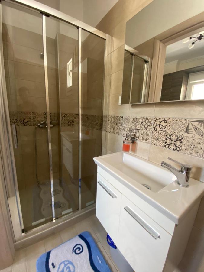 Villa Emerald Luxury Living Nikiti  Extérieur photo