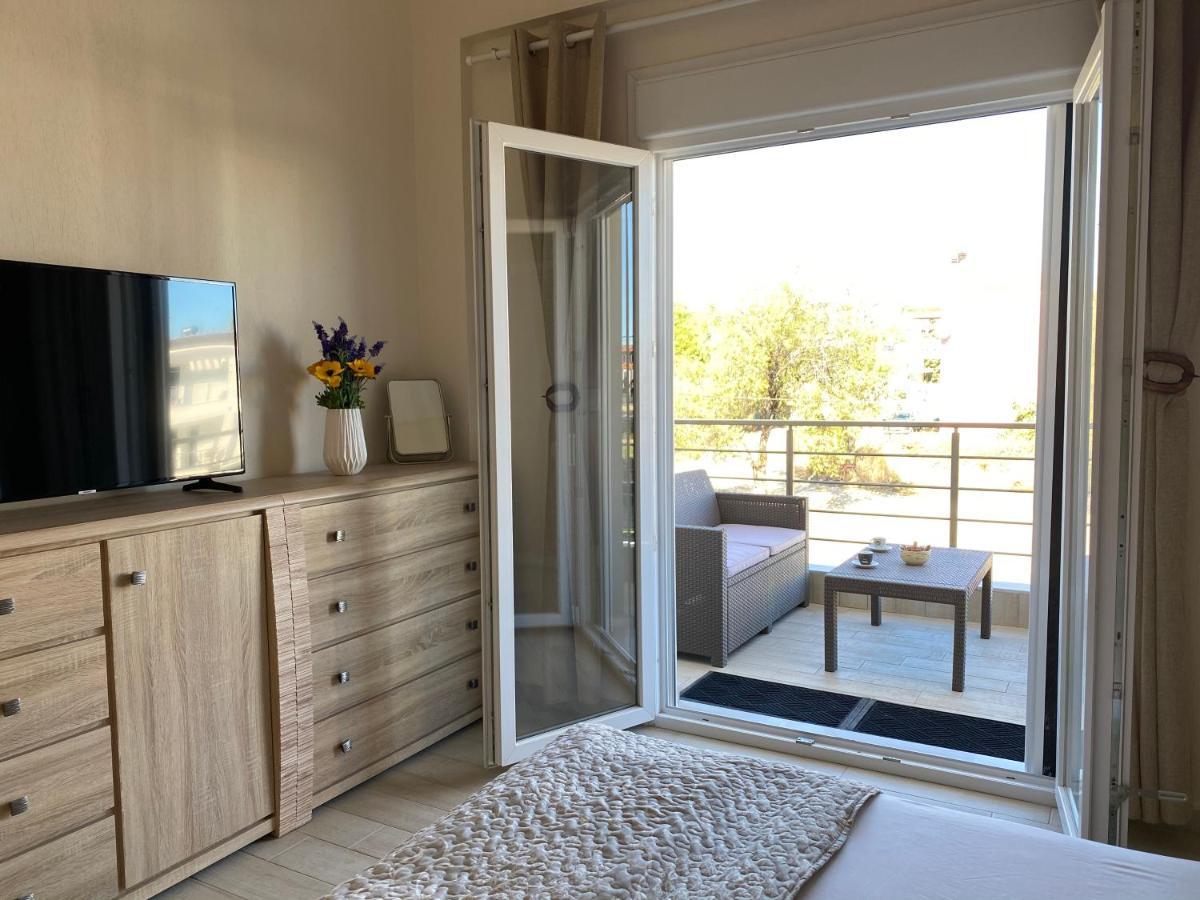 Villa Emerald Luxury Living Nikiti  Extérieur photo